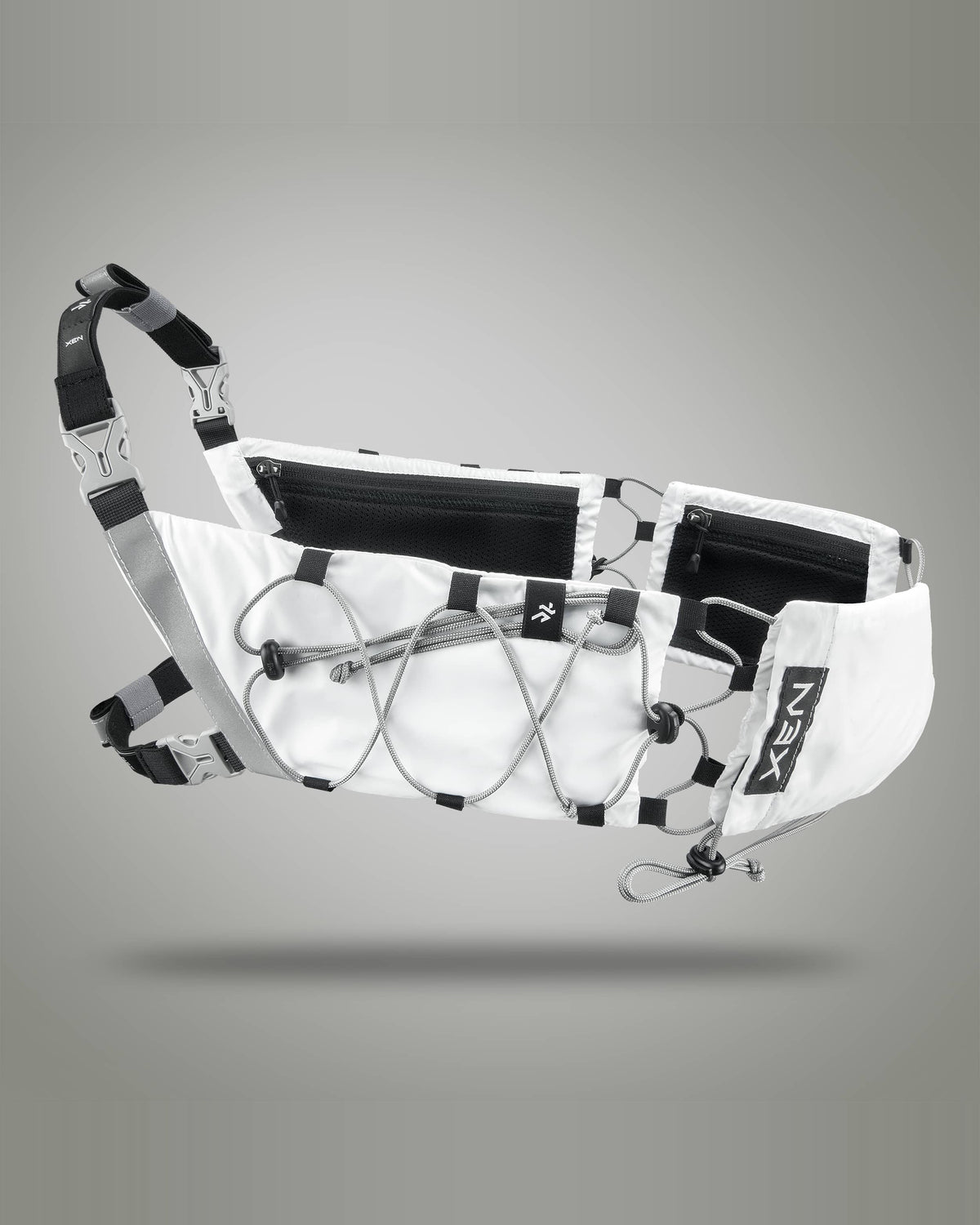XEN Orbiter TravelBelt ホワイトの全体。白の本体に黒のウェビングとグレーのコード